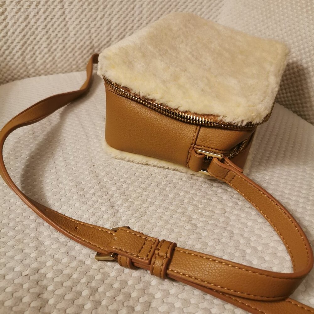 Simons Handbag - Picture 3 of 3